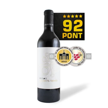 Két Hold Merlot 2022 - Lelovits - 92 pont ***** (0,75l)