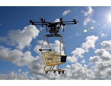 Év végén bezár az Amazon online borboltja